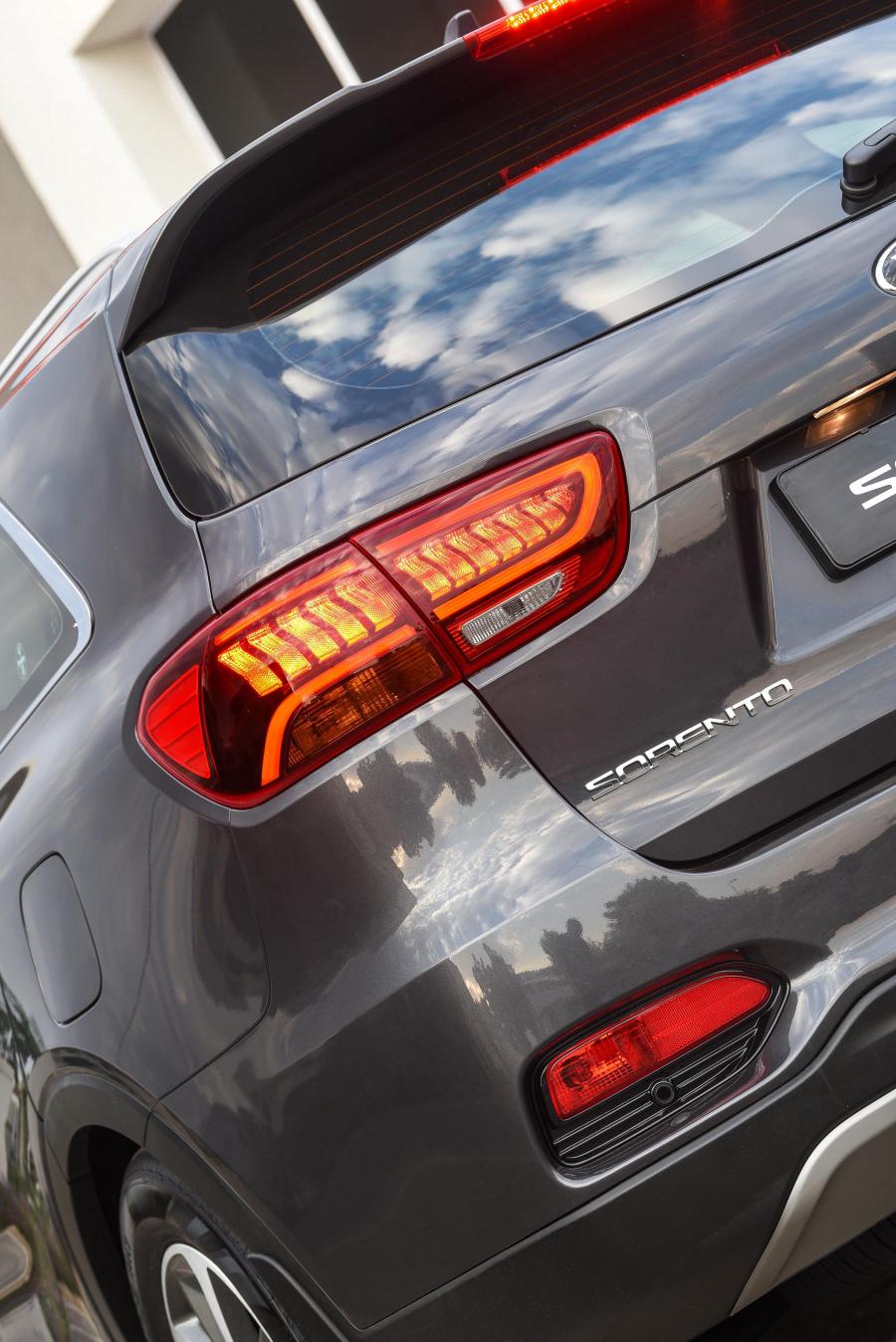 Детали экстерьера Kia Sorento (UM) 2018 года  (ZA) (фото 8 из 40)